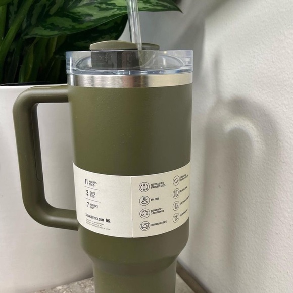 NWT Stanley 40oz Stainless Steel H2.0 Flowstate Quencher Tumbler Hearth & Hand™ - Picture 5 of 12